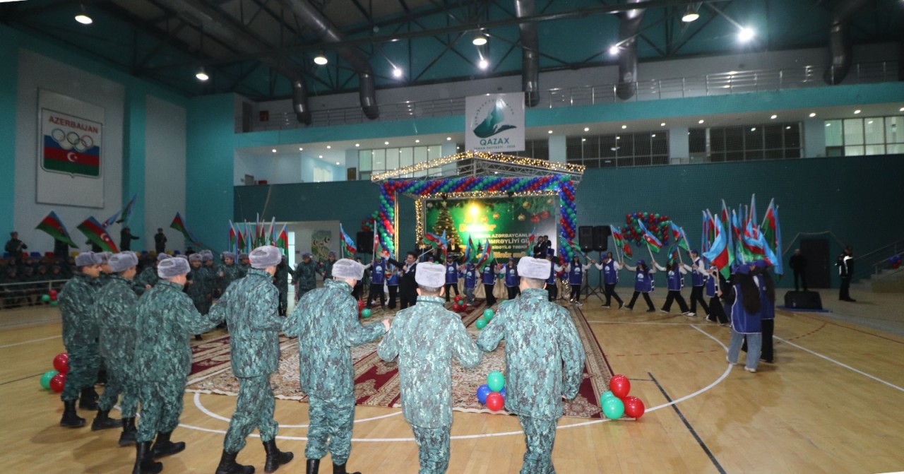 Qazaxda “Birlik və Həmrəyliklə yeni ilə doğru” adlı bayram tədbiri keçirildi - FOTOLAR